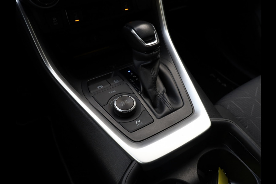 Toyota RAV4 2.5 Hybrid AWD Dynamic | Dodehoek | Stoelverwarming | Digitale b