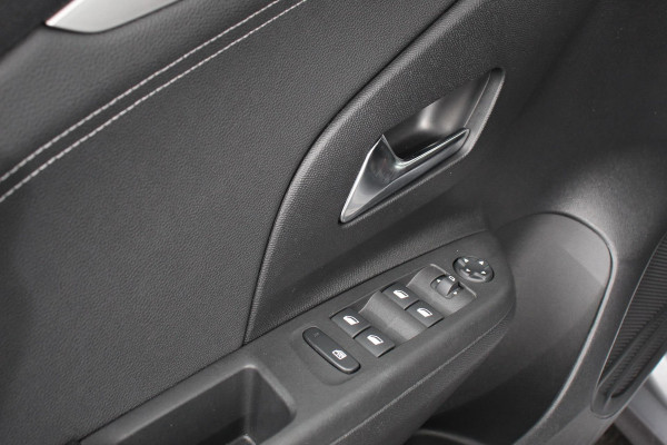 Opel Corsa 1.2 102pk GS Line Opel Corsa 1.2 GS Line | Navigatie | Apple Carplay/Android Auto | Airco | Cruise Control | Lichtmetalen velgen | Digitaal Dashboard | Sportstoelen