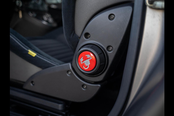 Abarth 595C Competizione 180PK / Carbon / Xenon / Koni / Brembo / Monza