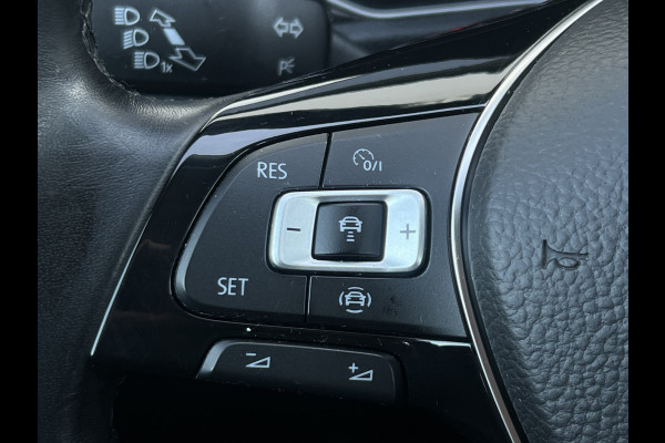 Volkswagen T-Roc 1.0 TSI Style | Carplay | ACC | Climate | Stoelverwarming