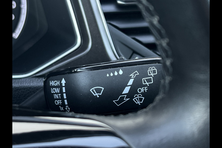 Volkswagen T-Roc 1.0 TSI Style | Carplay | ACC | Climate | Stoelverwarming
