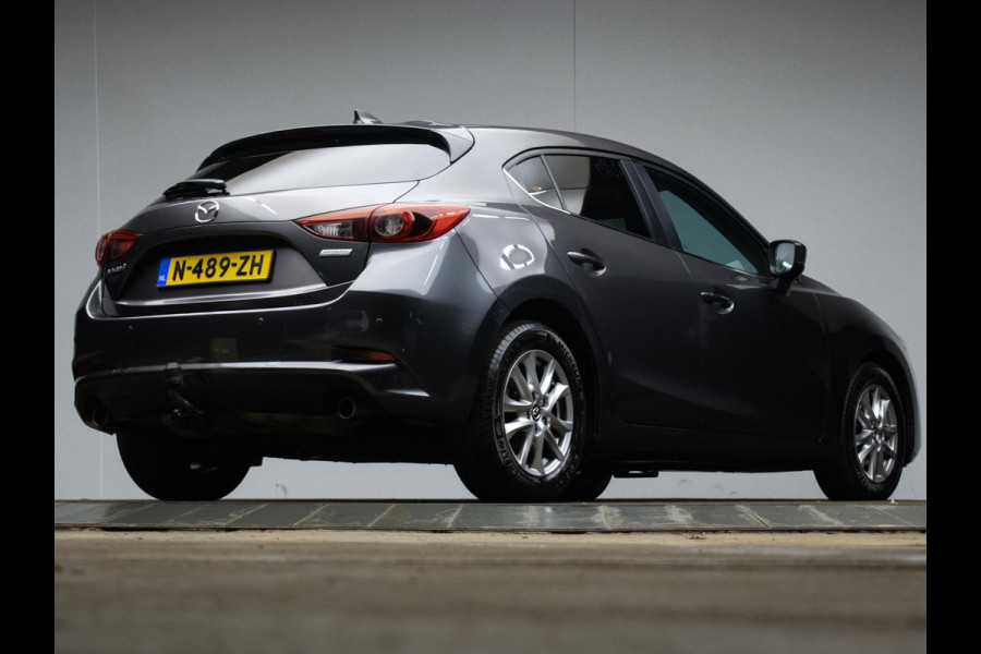 Mazda 3 2.0 SkyActiv-G 120 SkyLease+ Sport (NAVI,CLIMATE,CRUISE,PDC,STOEL/STUUR VERWARMING,GETINT,XENON,SPORTSTOELEN,LM VELGEN)