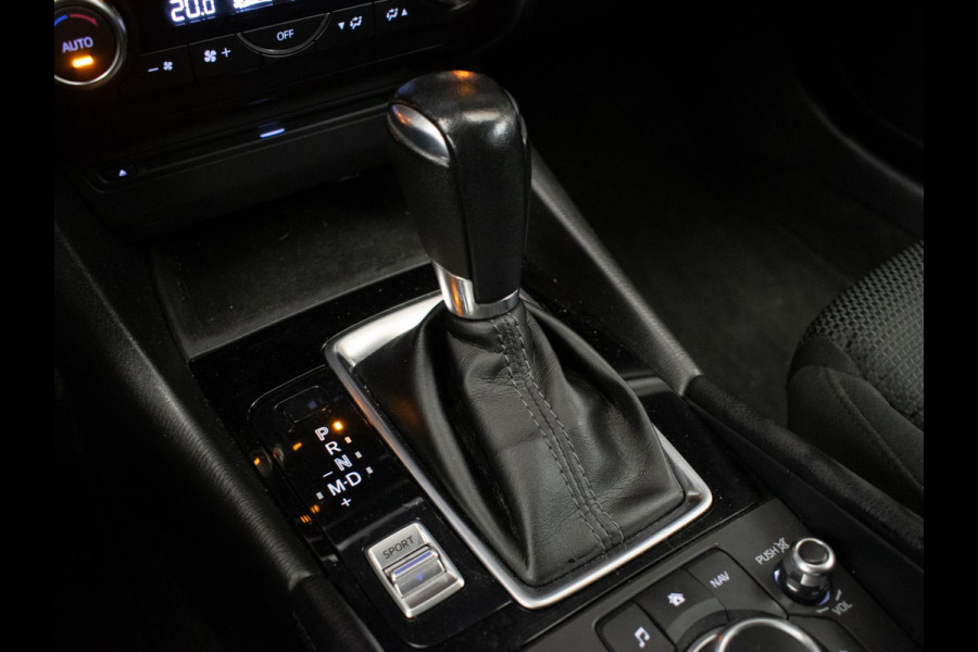 Mazda 3 2.0 SkyActiv-G 120 SkyLease+ Sport (NAVI,CLIMATE,CRUISE,PDC,STOEL/STUUR VERWARMING,GETINT,XENON,SPORTSTOELEN,LM VELGEN)