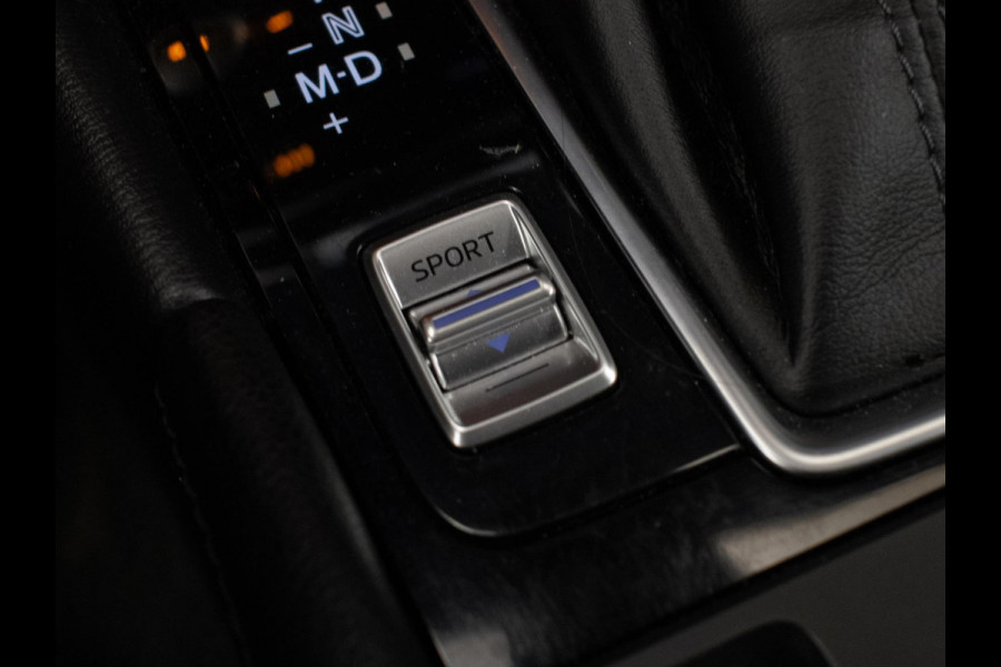 Mazda 3 2.0 SkyActiv-G 120 SkyLease+ Sport (NAVI,CLIMATE,CRUISE,PDC,STOEL/STUUR VERWARMING,GETINT,XENON,SPORTSTOELEN,LM VELGEN)