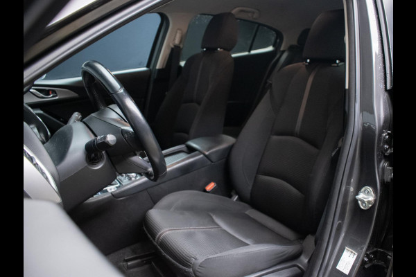 Mazda 3 2.0 SkyActiv-G 120 SkyLease+ Sport (NAVI,CLIMATE,CRUISE,PDC,STOEL/STUUR VERWARMING,GETINT,XENON,SPORTSTOELEN,LM VELGEN)