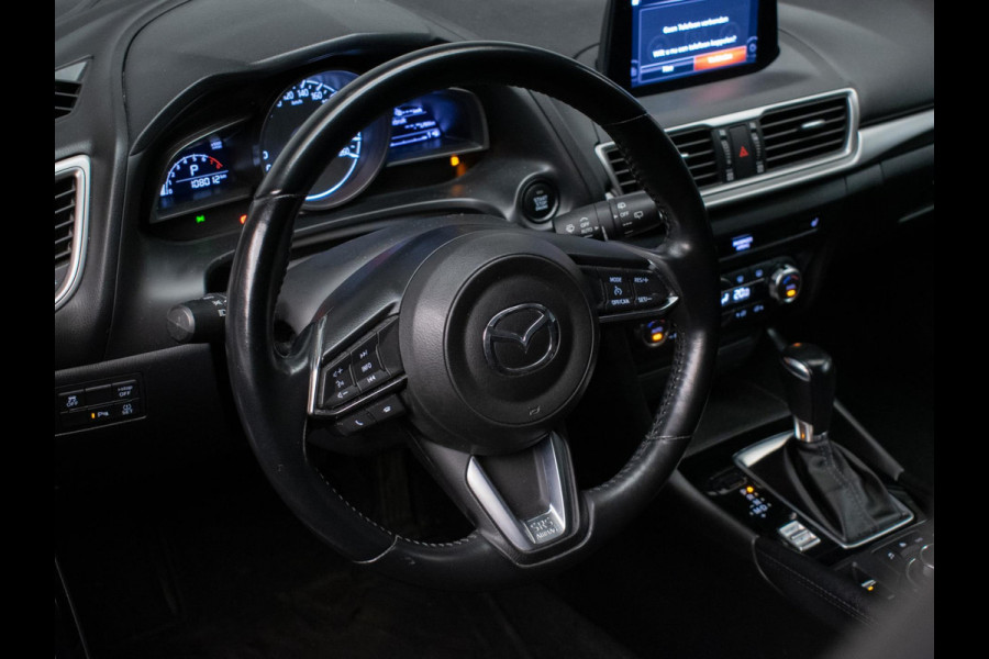 Mazda 3 2.0 SkyActiv-G 120 SkyLease+ Sport (NAVI,CLIMATE,CRUISE,PDC,STOEL/STUUR VERWARMING,GETINT,XENON,SPORTSTOELEN,LM VELGEN)