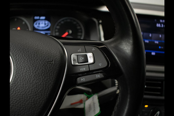 Volkswagen Polo 1.6 TDI Sport (APPLE CARPLAY,NAVI,ADAPTIVE CRUISE,DAB,ELEKTRISCH PAKKET,SPORTSTOELEN,NETTE STAAT)