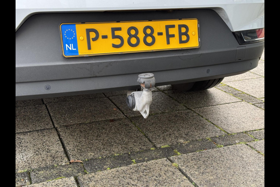 Polestar 2 Long Range Dual Motor AWD | Trekhaak | Panorama | 360 Camera | Harman Kardon |