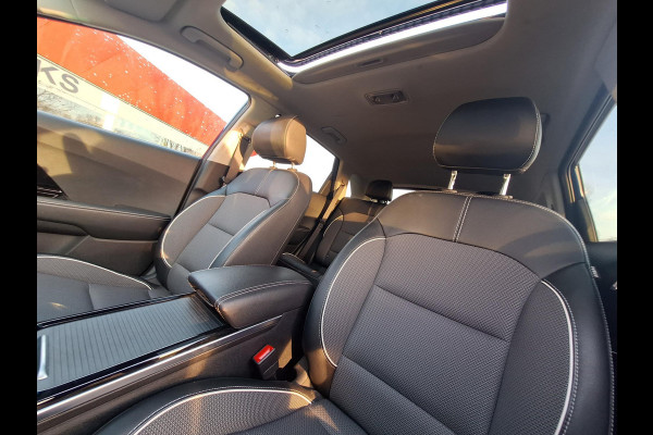 Kia e-Niro DynamicPlusLine 64 kWh | Trekhaak | Schuifdak | LED | Navi | Adaptive CC | occasion
