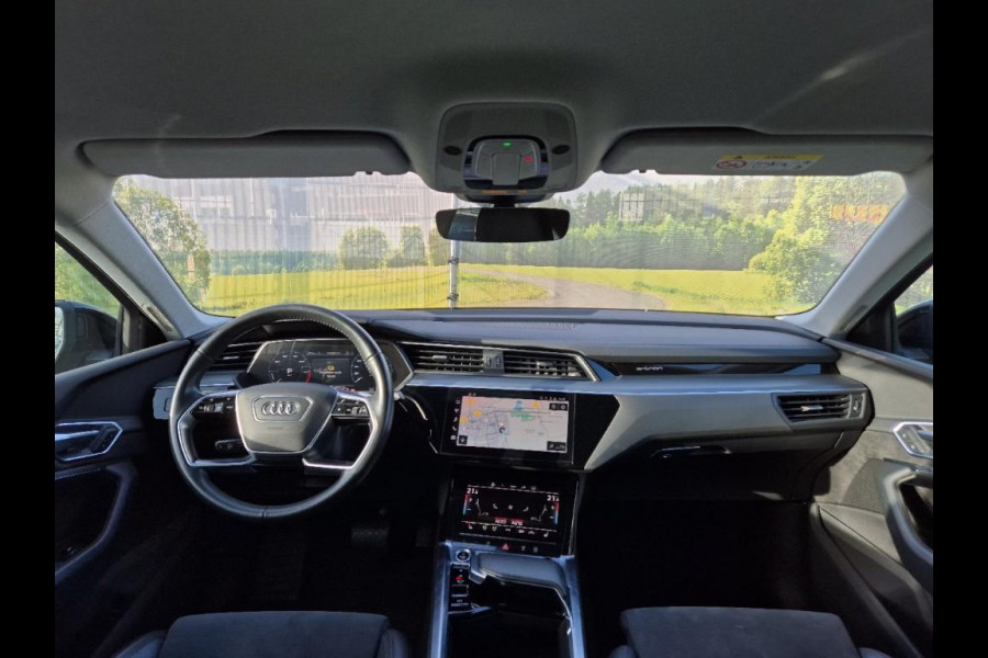 Audi e-tron Sportback 55 quattro edition 95 kWh | Trekhaak | Camera | 23 Inch |