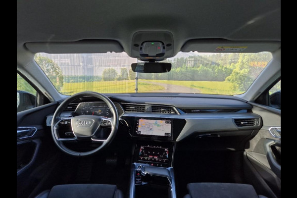 Audi e-tron Sportback 55 quattro edition 95 kWh | Trekhaak | Camera | 23 Inch |