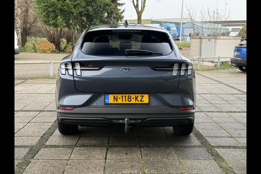 Ford Mustang Mach-E Aut. Extended 98kWh | Trekhaak | Leder | Navi | B&O Sound | 360 Camera |