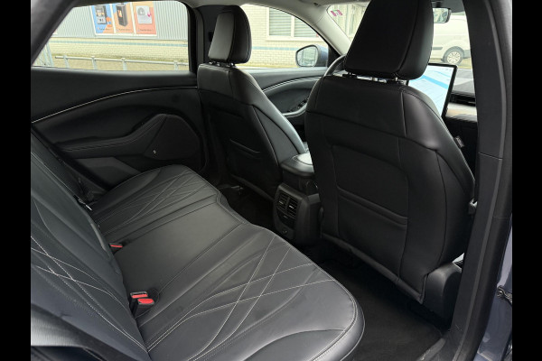 Ford Mustang Mach-E Aut. Extended 98kWh | Trekhaak | Leder | Navi | B&O Sound | 360 Camera |