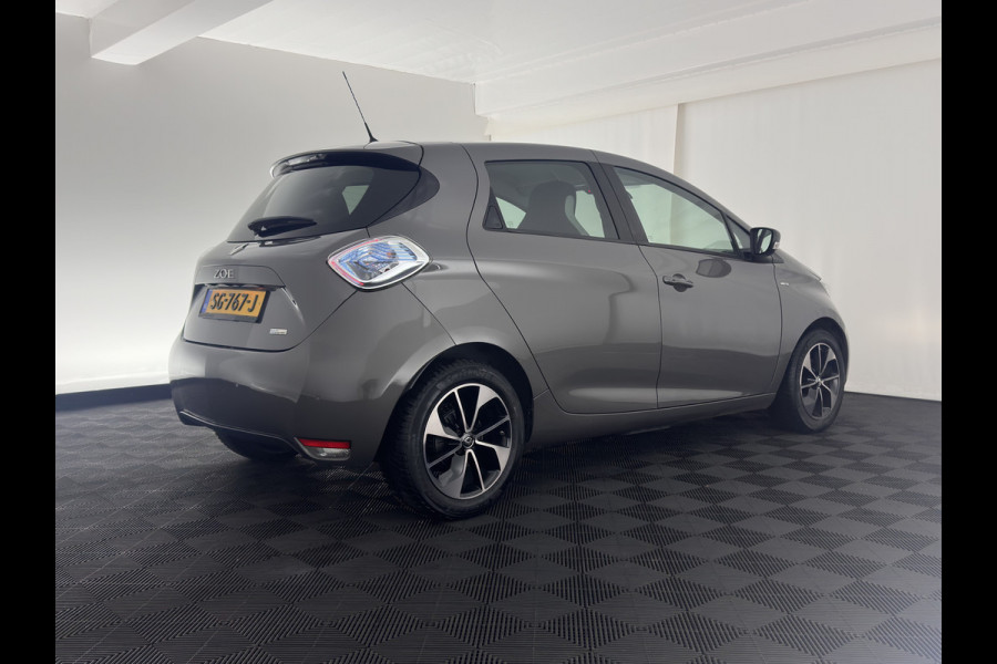 Renault ZOE R90 Bose 41 kWh (Inclusive-Battery) [ 3-Fase ] {SOH-85%} Aut.*LUXURY-LEATHER | BOSE-AUDIO | NAVI-FULLMAP | FULL-LED | DIGI-COCKPIT | CRUISE | ECC | PDC | PRIVACY-GLASS | HEATED-COMFORTSEATS | 16"ALU*