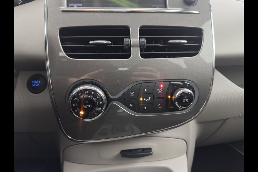 Renault ZOE R90 Bose 41 kWh (Inclusive-Battery) [ 3-Fase ] {SOH-85%} Aut.*LUXURY-LEATHER | BOSE-AUDIO | NAVI-FULLMAP | FULL-LED | DIGI-COCKPIT | CRUISE | ECC | PDC | PRIVACY-GLASS | HEATED-COMFORTSEATS | 16"ALU*