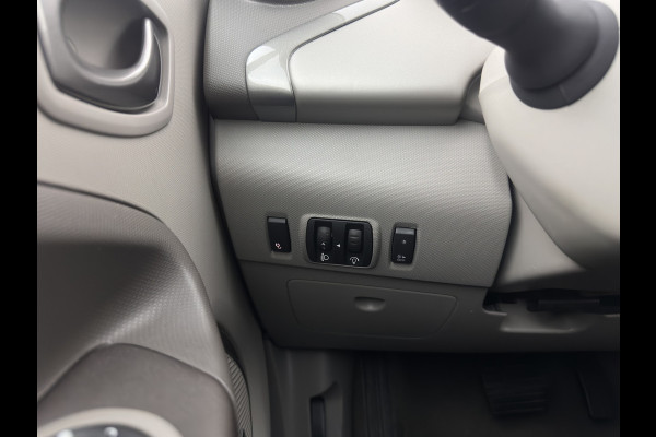 Renault ZOE R90 Bose 41 kWh (Inclusive-Battery) [ 3-Fase ] {SOH-85%} Aut.*LUXURY-LEATHER | BOSE-AUDIO | NAVI-FULLMAP | FULL-LED | DIGI-COCKPIT | CRUISE | ECC | PDC | PRIVACY-GLASS | HEATED-COMFORTSEATS | 16"ALU*