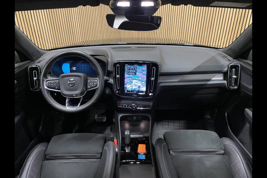 Volvo XC40 Recharge P8 AWD R-Design|92,4% SOH|1/2 LEDER|STOEL+STUURVERWARMING|NAVIGATIE|ACC|APPLE CARPLAY|NL-AUT|NAP|IN.BTW|1eEIG|