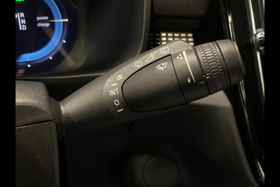 Volvo XC40 Recharge P8 AWD R-Design|92,4% SOH|1/2 LEDER|STOEL+STUURVERWARMING|NAVIGATIE|ACC|APPLE CARPLAY|NL-AUT|NAP|IN.BTW|1eEIG|