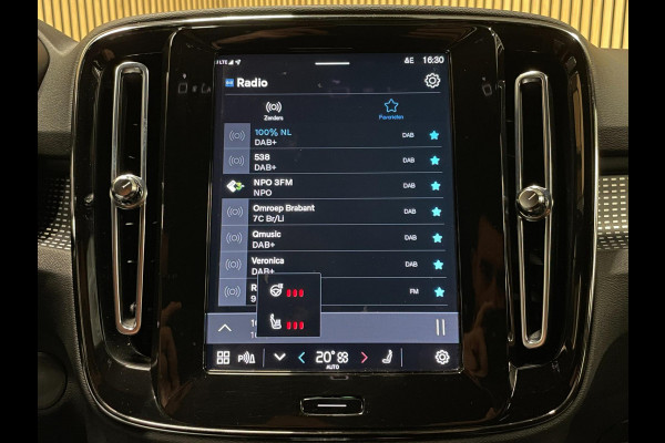 Volvo XC40 Recharge P8 AWD R-Design|92,4% SOH|1/2 LEDER|STOEL+STUURVERWARMING|NAVIGATIE|ACC|APPLE CARPLAY|NL-AUT|NAP|IN.BTW|1eEIG|