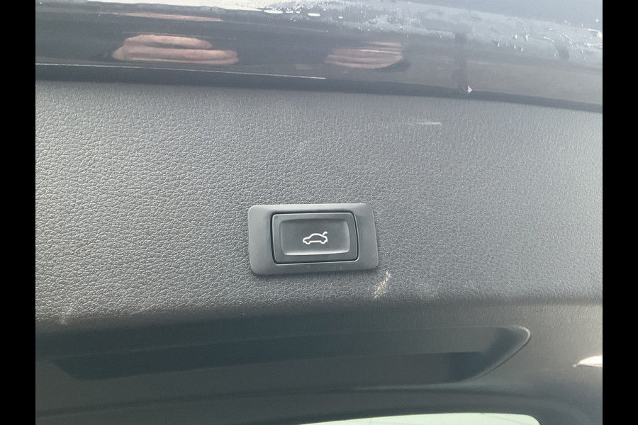 Audi e-tron e-tron 50 quattro Launch S edition Black Pano Memory Leer Adap.Cruise Elek.Klep VOL!