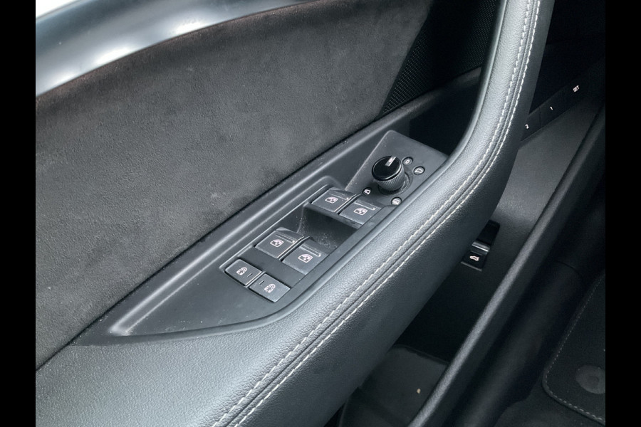 Audi e-tron e-tron 50 quattro Launch S edition Black Pano Memory Leer Adap.Cruise Elek.Klep VOL!