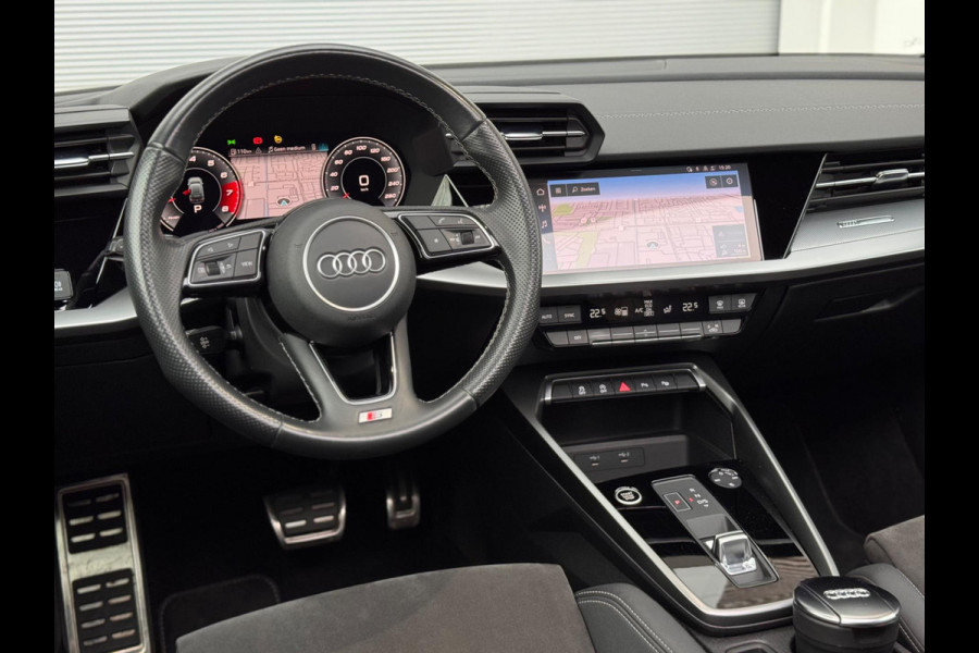 Audi A3 Sportback 35 TFSI S edition Pano/Matrix/Trekhaak/AppleCarPlay