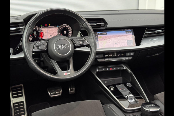 Audi A3 Sportback 35 TFSI S edition Pano/Matrix/Trekhaak/AppleCarPlay