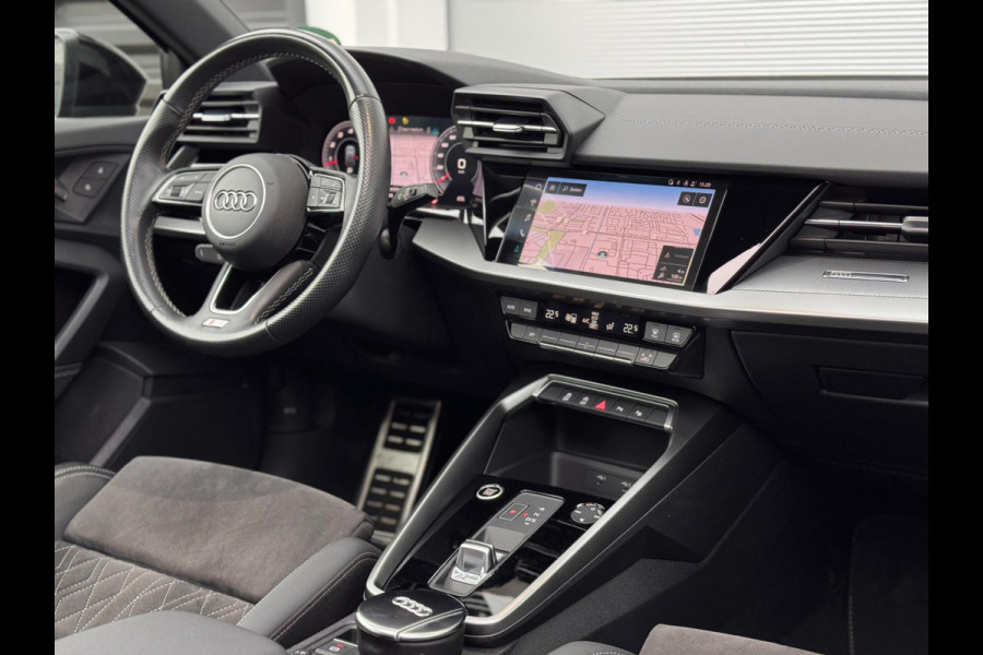 Audi A3 Sportback 35 TFSI S edition Pano/Matrix/Trekhaak/AppleCarPlay