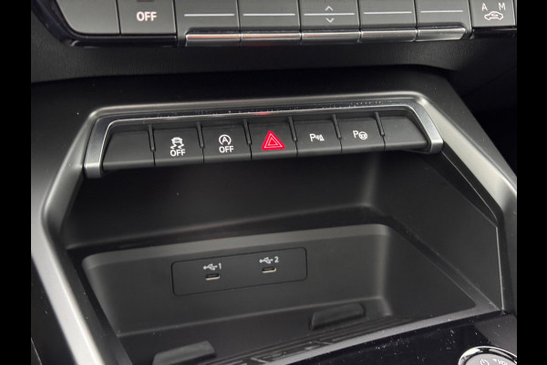 Audi A3 Sportback 35 TFSI S edition Pano/Matrix/Trekhaak/AppleCarPlay