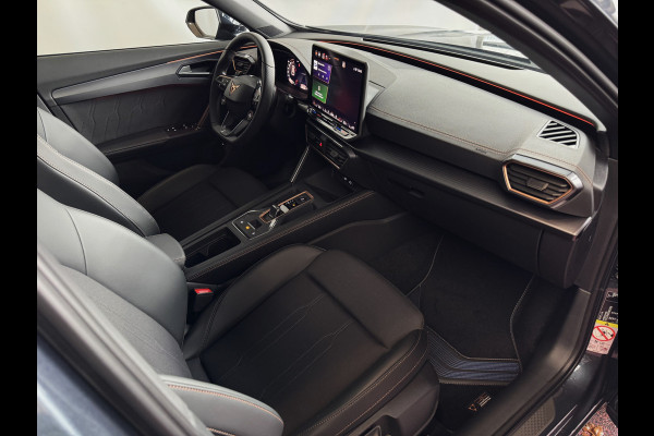 CUPRA Formentor ✅NW MODEL✅ 1.5 eTSI 150 MHEV CAMERA STOEL/STUUR ELEK.KLEP VERW. LED LEER CARPLAY ZWARTE.HEMEL 08/2024