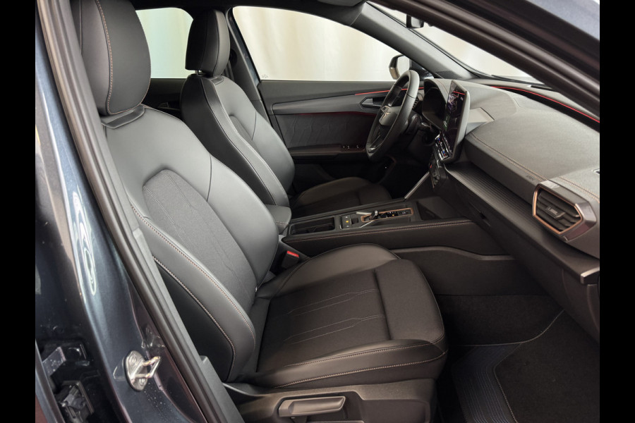 CUPRA Formentor ✅NW MODEL✅ 1.5 eTSI 150 MHEV CAMERA STOEL/STUUR ELEK.KLEP VERW. LED LEER CARPLAY ZWARTE.HEMEL 08/2024