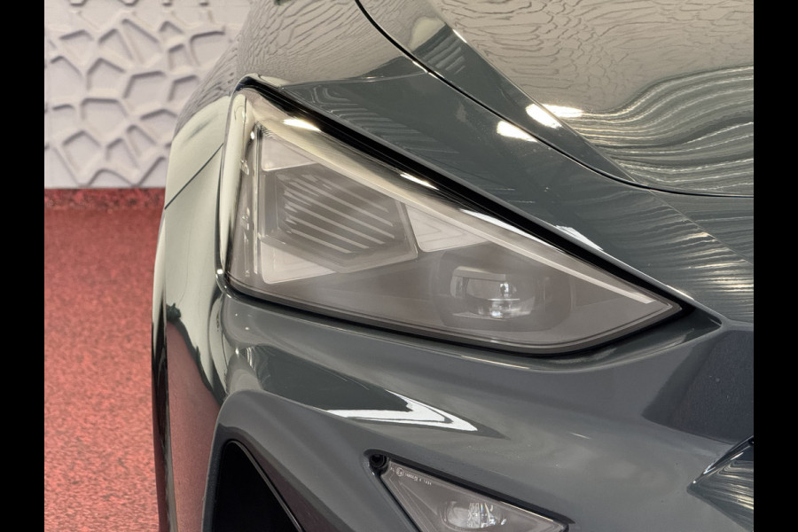 CUPRA Formentor ✅NW MODEL✅ 1.5 eTSI 150 MHEV CAMERA STOEL/STUUR ELEK.KLEP VERW. LED LEER CARPLAY ZWARTE.HEMEL 08/2024