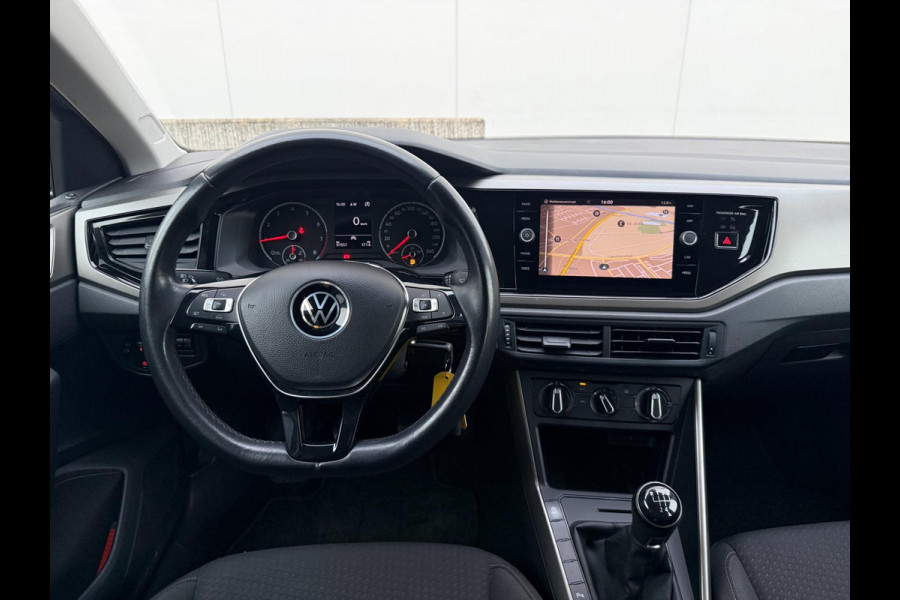 Volkswagen Polo 1.0 TSI Comfortline Business NAVI | CarPlay | Dealer onderhouden