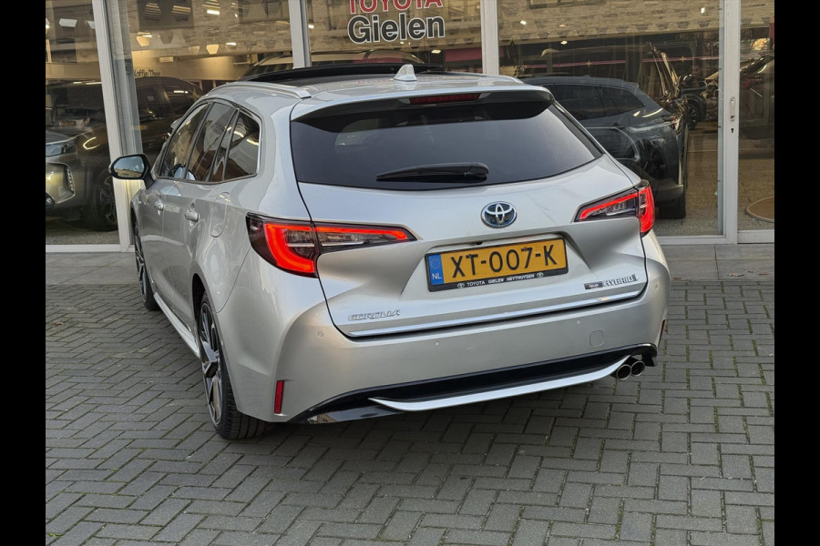 Toyota Corolla Touring Sports 2.0 Hybrid Premium | Panoramadak, JBL, Dodehoekherkenning, Parkeersensoren, Elektrische achterklep, 18 inch