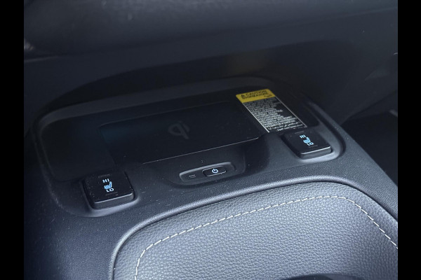 Toyota Corolla Touring Sports 2.0 Hybrid Premium | Panoramadak, JBL, Dodehoekherkenning, Parkeersensoren, Elektrische achterklep, 18 inch