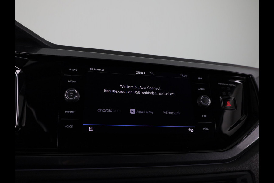 Volkswagen Polo 1.0 TSI Highline 95 pk | Navigatie via App | Autom. airco | Parkeersensoren | Adaptieve cruise control |