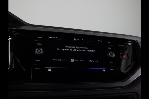 Volkswagen Polo 1.0 TSI Highline 95 pk | Navigatie via App | Autom. airco | Parkeersensoren | Adaptieve cruise control |