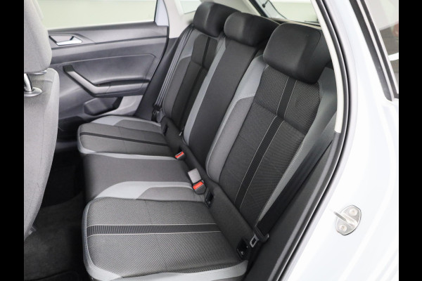 Volkswagen Polo 1.0 TSI Highline 95 pk | Navigatie via App | Autom. airco | Parkeersensoren | Adaptieve cruise control |