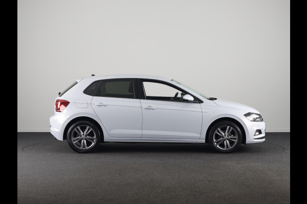 Volkswagen Polo 1.0 TSI Highline 95 pk | Navigatie via App | Autom. airco | Parkeersensoren | Adaptieve cruise control |