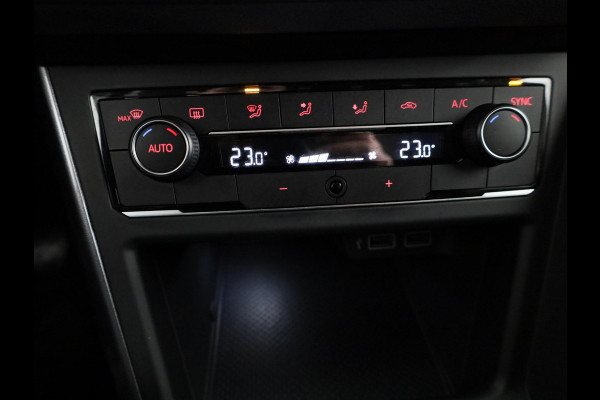 Volkswagen Polo 1.0 TSI Highline 95 pk | Navigatie via App | Autom. airco | Parkeersensoren | Adaptieve cruise control |