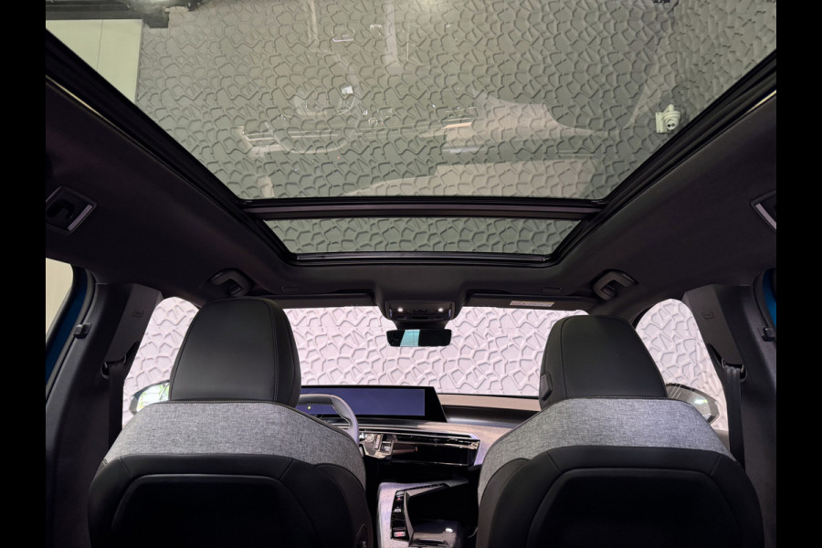 Peugeot 5008 1.2 HYBRID 145 GT GLAZENDAK 7PERS STOEL/STUUR VERW. ELEK.KLEP LED 7P 7 Persoons