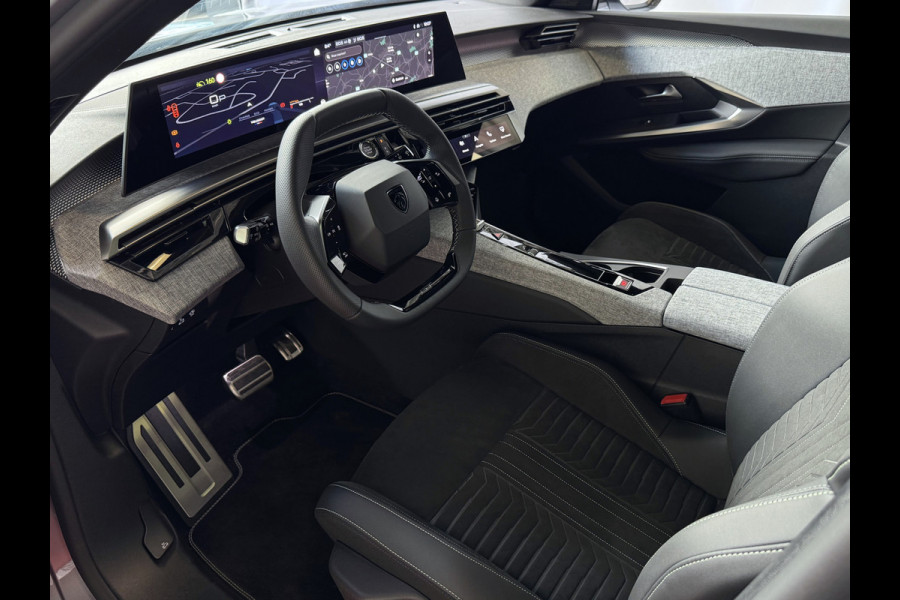 Peugeot 5008 1.2 HYBRID 145 GT GLAZENDAK 7PERS STOEL/STUUR VERW. ELEK.KLEP LED 7P 7 Persoons