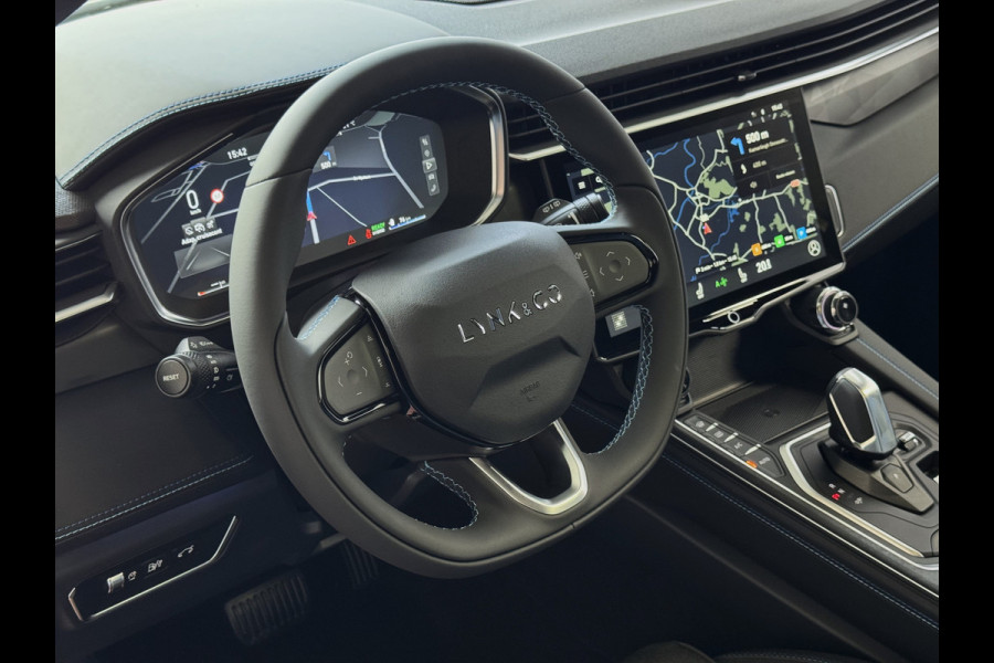 Lynk & Co 01 ✅ NIEUWE AUTO ✅ 2025 / STUUR/STOEL VERW. 1.5 261 PK ZWARTE HEMEL 360CAM 4 JAAR GARANTIE PHEV Plug-in Hybrid phev