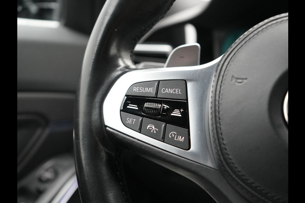 BMW 3 Serie Touring 320i M Sport 184pk | Adaptive Cruise | Alcantara Sportstoelen Verwarmd | Apple Carplay | Sfeerverlichting | Virtual | Navigatie | DAB |