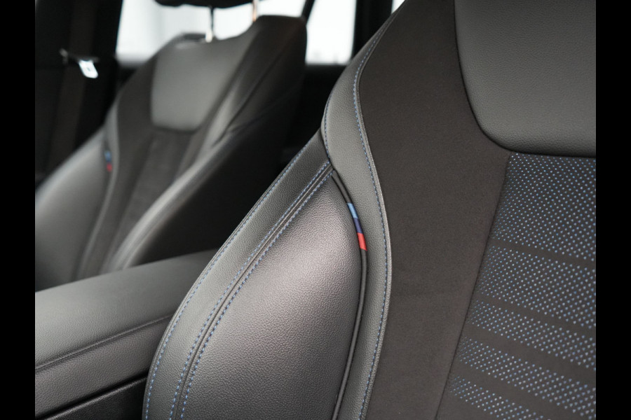 BMW 3 Serie Touring 320i M Sport 184pk | Adaptive Cruise | Alcantara Sportstoelen Verwarmd | Apple Carplay | Sfeerverlichting | Virtual | Navigatie | DAB |