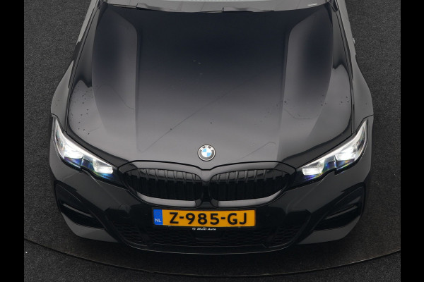 BMW 3 Serie Touring 320i M Sport 184pk | Adaptive Cruise | Alcantara Sportstoelen Verwarmd | Apple Carplay | Sfeerverlichting | Virtual | Navigatie | DAB |