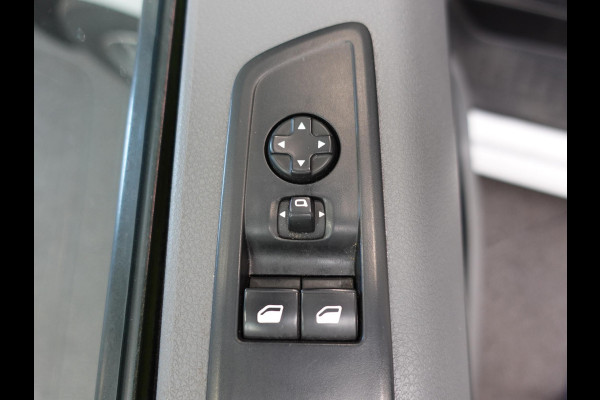 Opel Vivaro 2.0 CDTI 145 pk L3H1 Edition Automaat Airco Navi Bluetooth Trekhaak