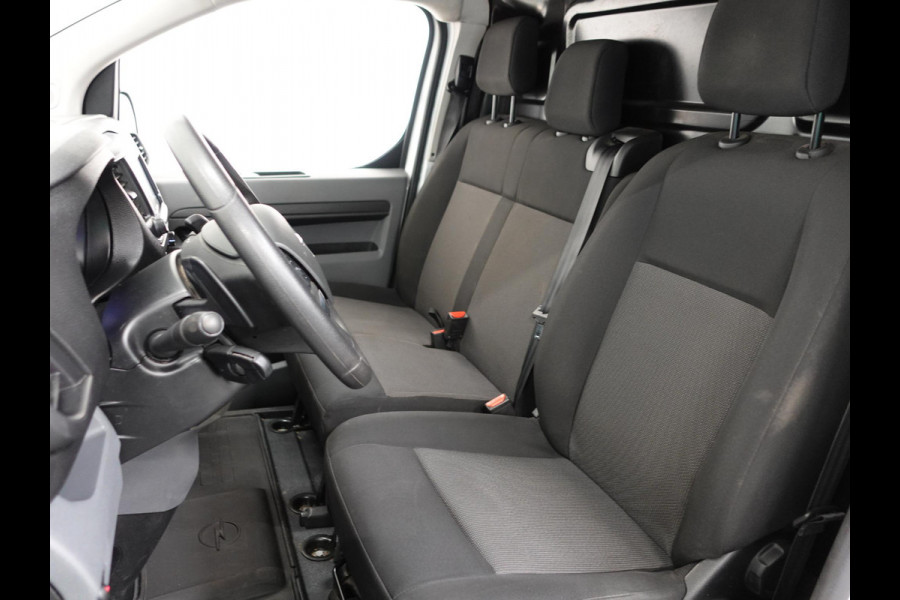 Opel Vivaro 2.0 CDTI 145 pk L3H1 Edition Automaat Airco Navi Bluetooth Trekhaak