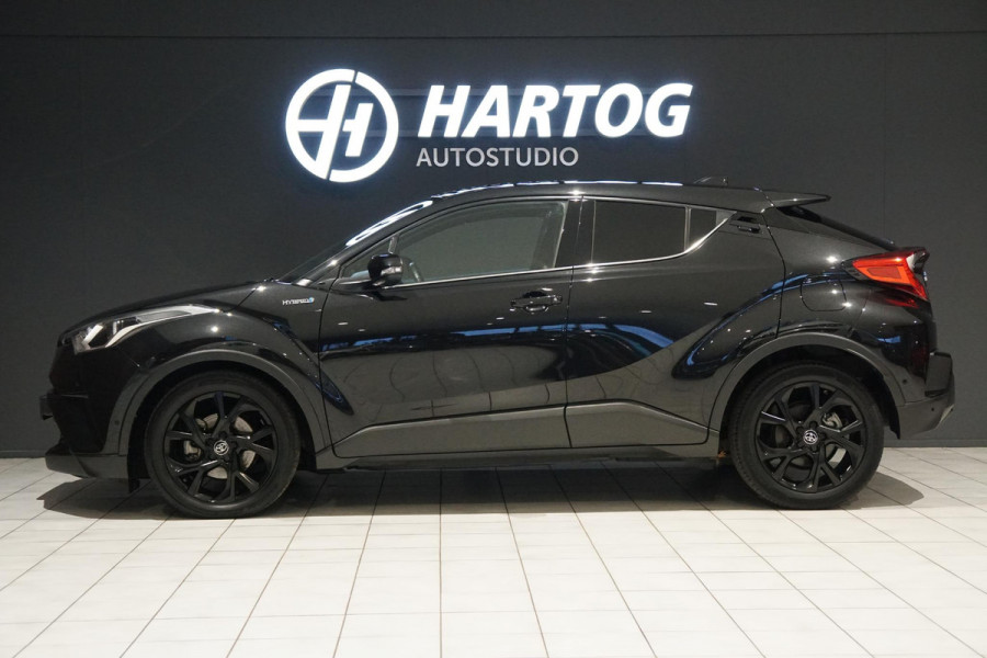 Toyota C-HR 1.8 Hybrid Black Edition + LEDER / DODEHOEK / JBL / STOELVERWARMING /