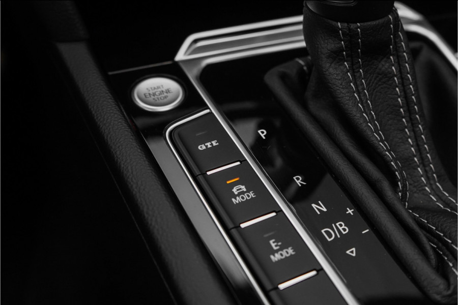 Volkswagen Arteon Shooting Brake 1.4 TSI eHybrid R-Line Pano HUD 360° Massage